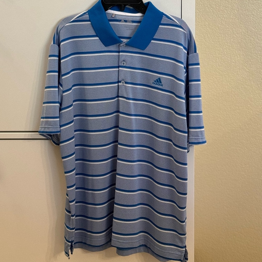 ADIDAS- Active wear Sz L